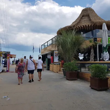 شقة Apartment In The Heart Of Sunny Beach Close To The Sea And The Beach ساني بيتش